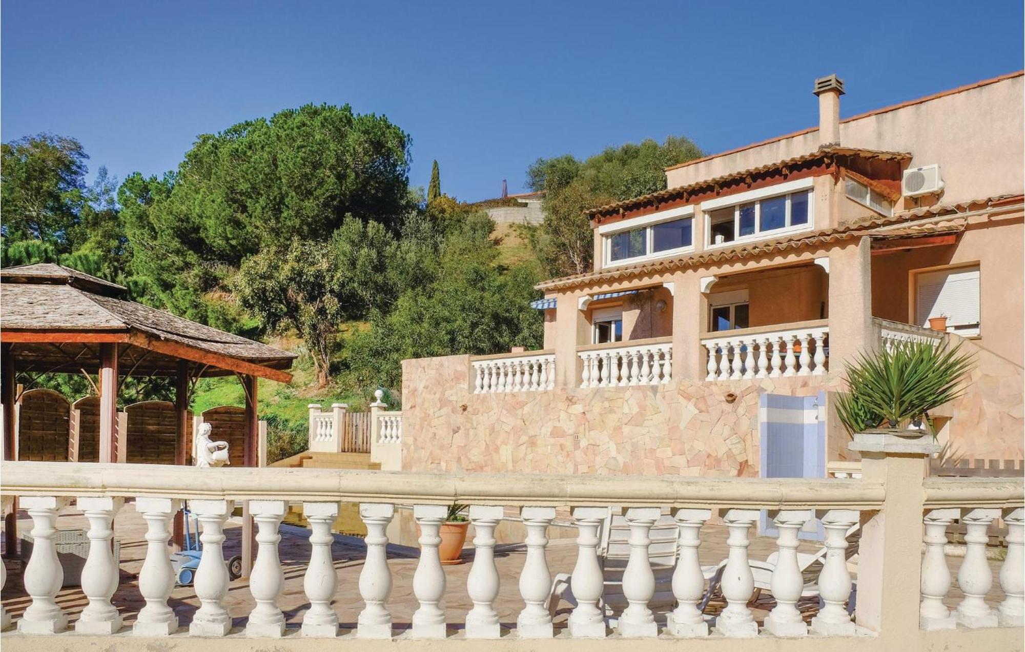 Lovely Apartment In Bastelicaccia With Wifi Экстерьер фото